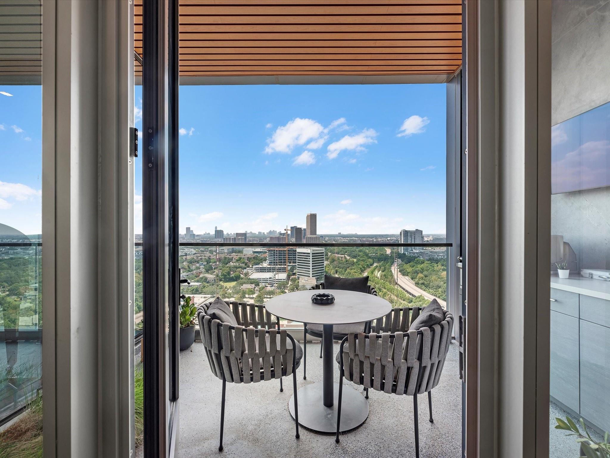 1711 Allen Parkway # 2102
