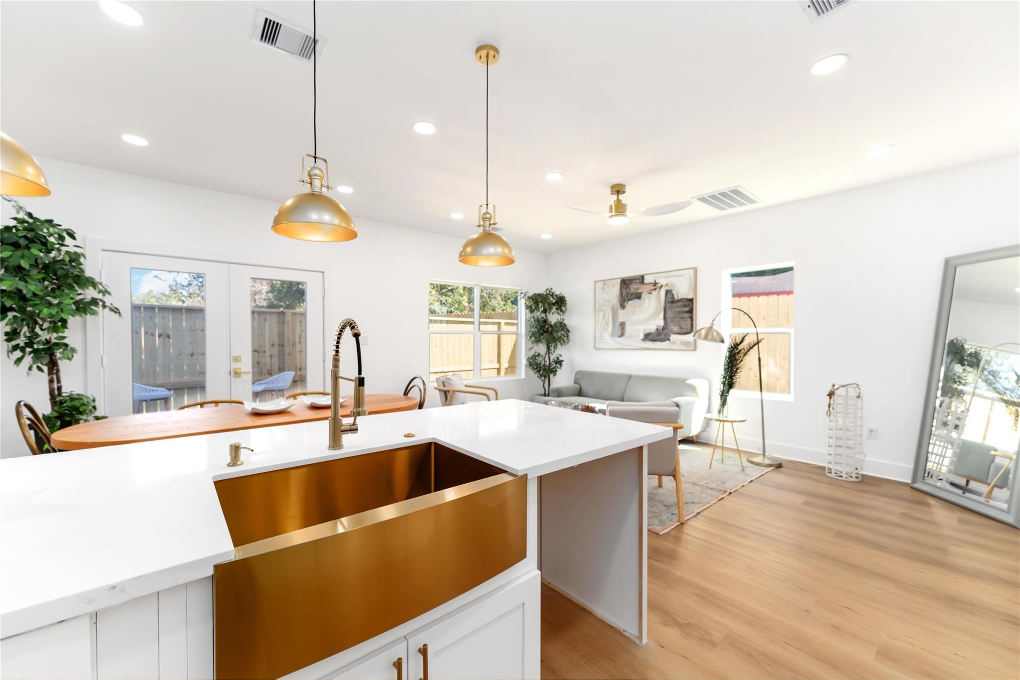 7129 Springdale Street Unit: A/B