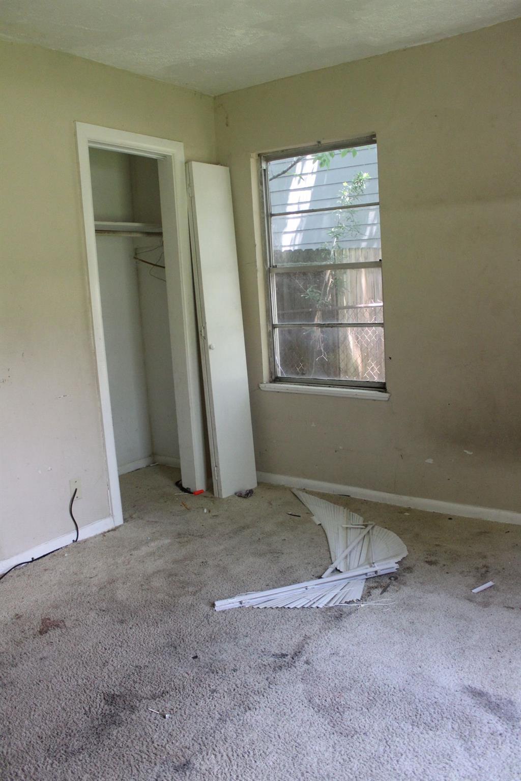 4813 Angleton Street, Houston