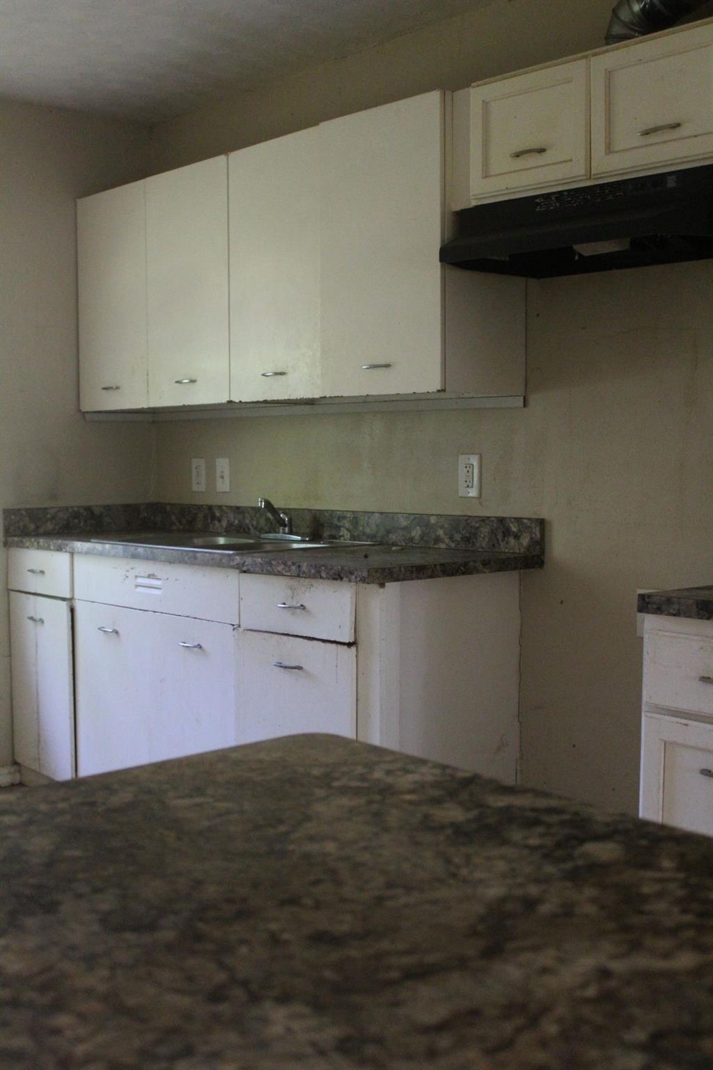 4813 Angleton Street, Houston