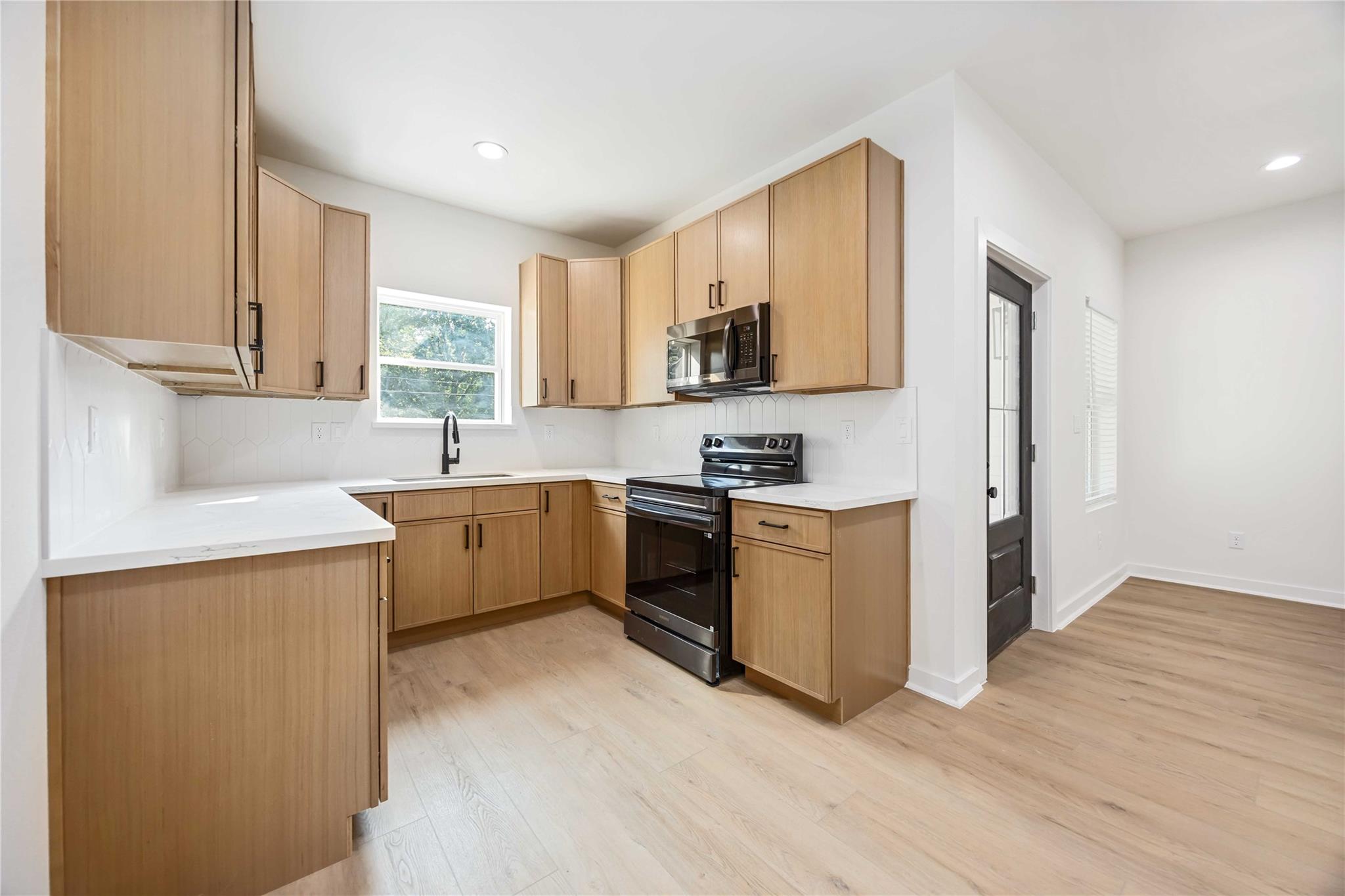 8101 Venus Street, Houston Unit: A/B