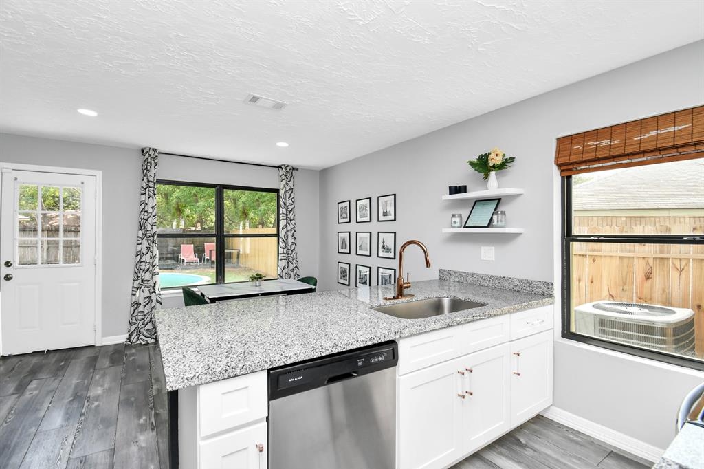 5706 Sunnygate Drive