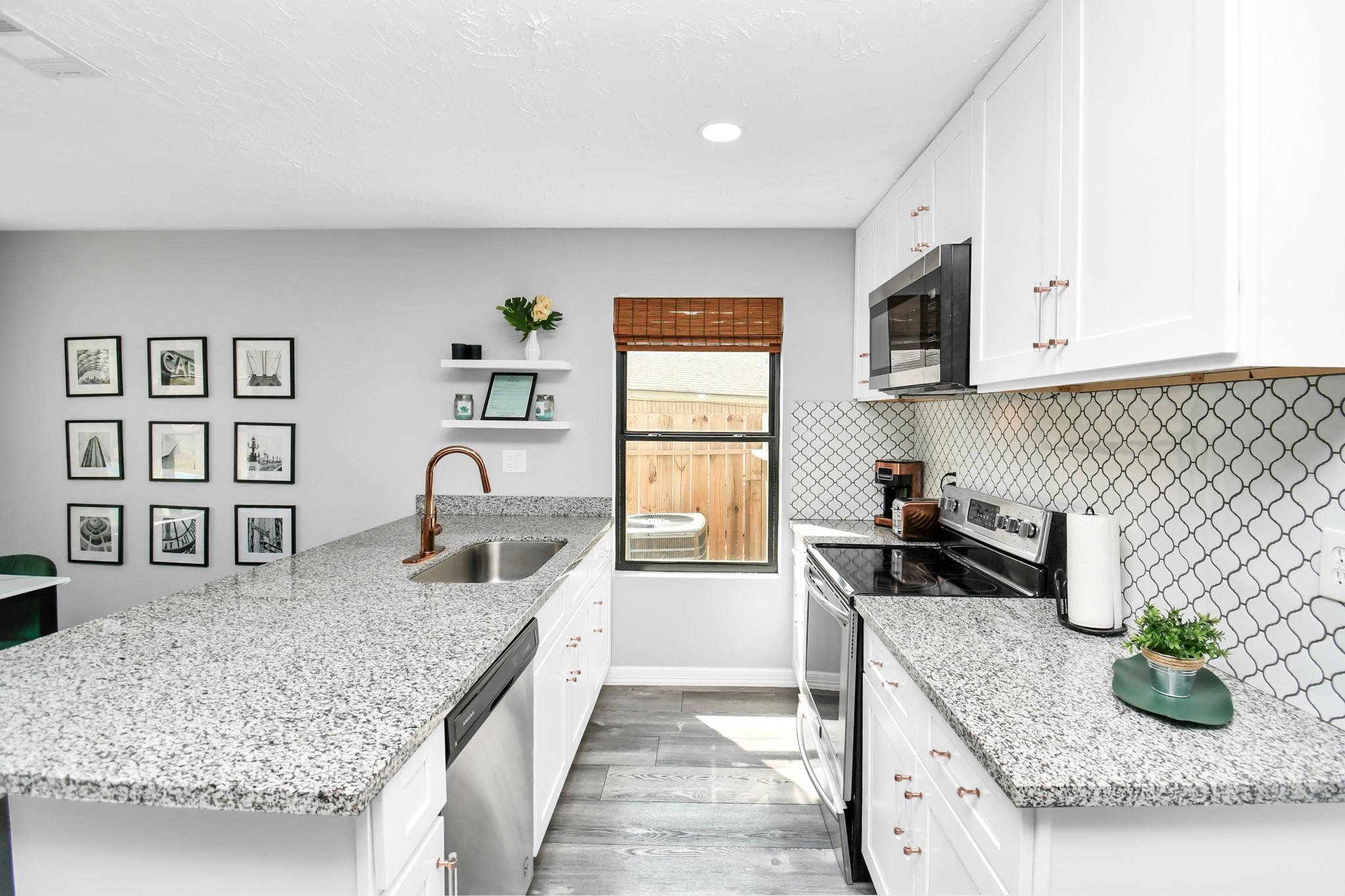 5706 Sunnygate Drive