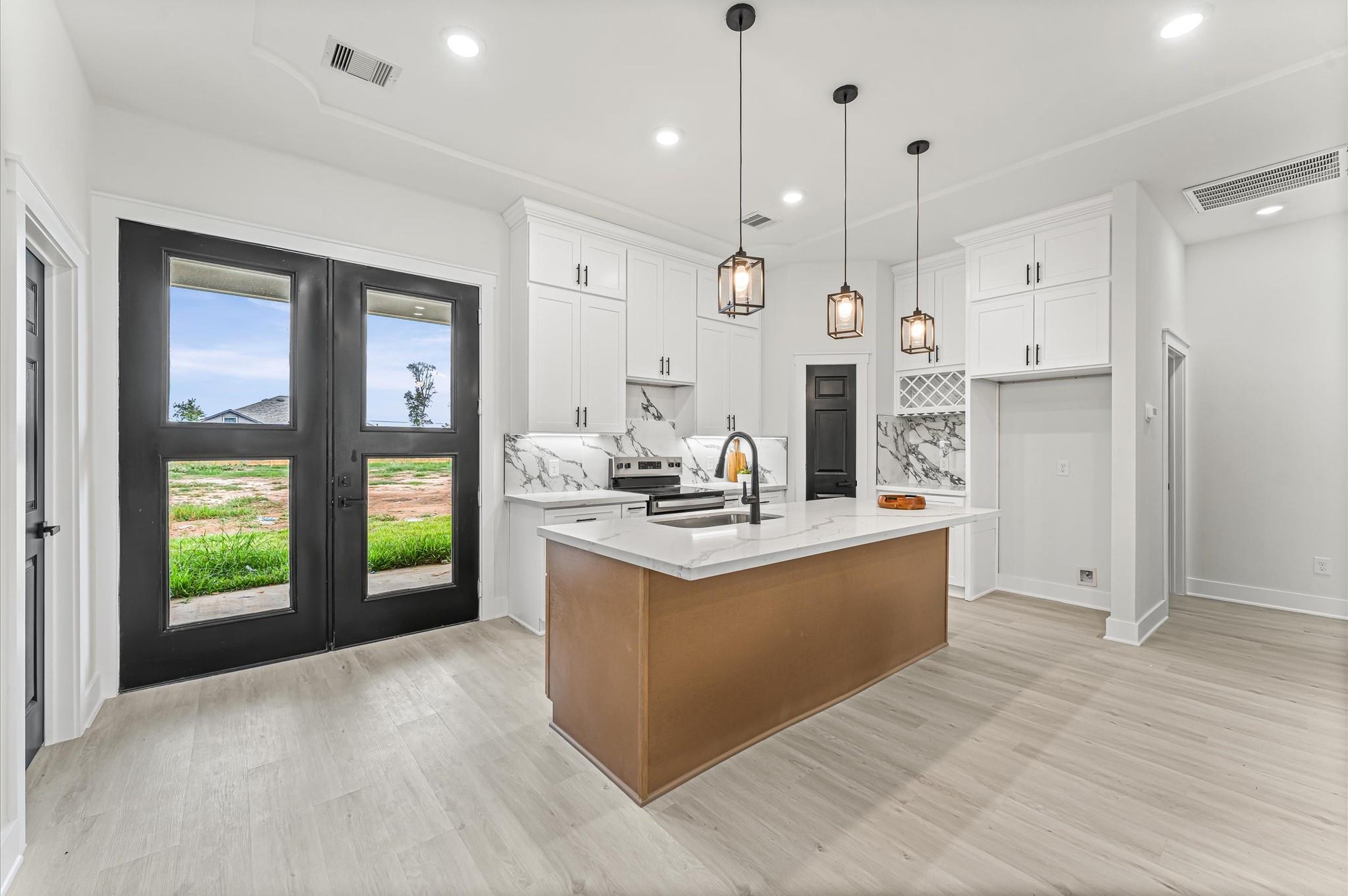 1131 Long Leaf Pine Street