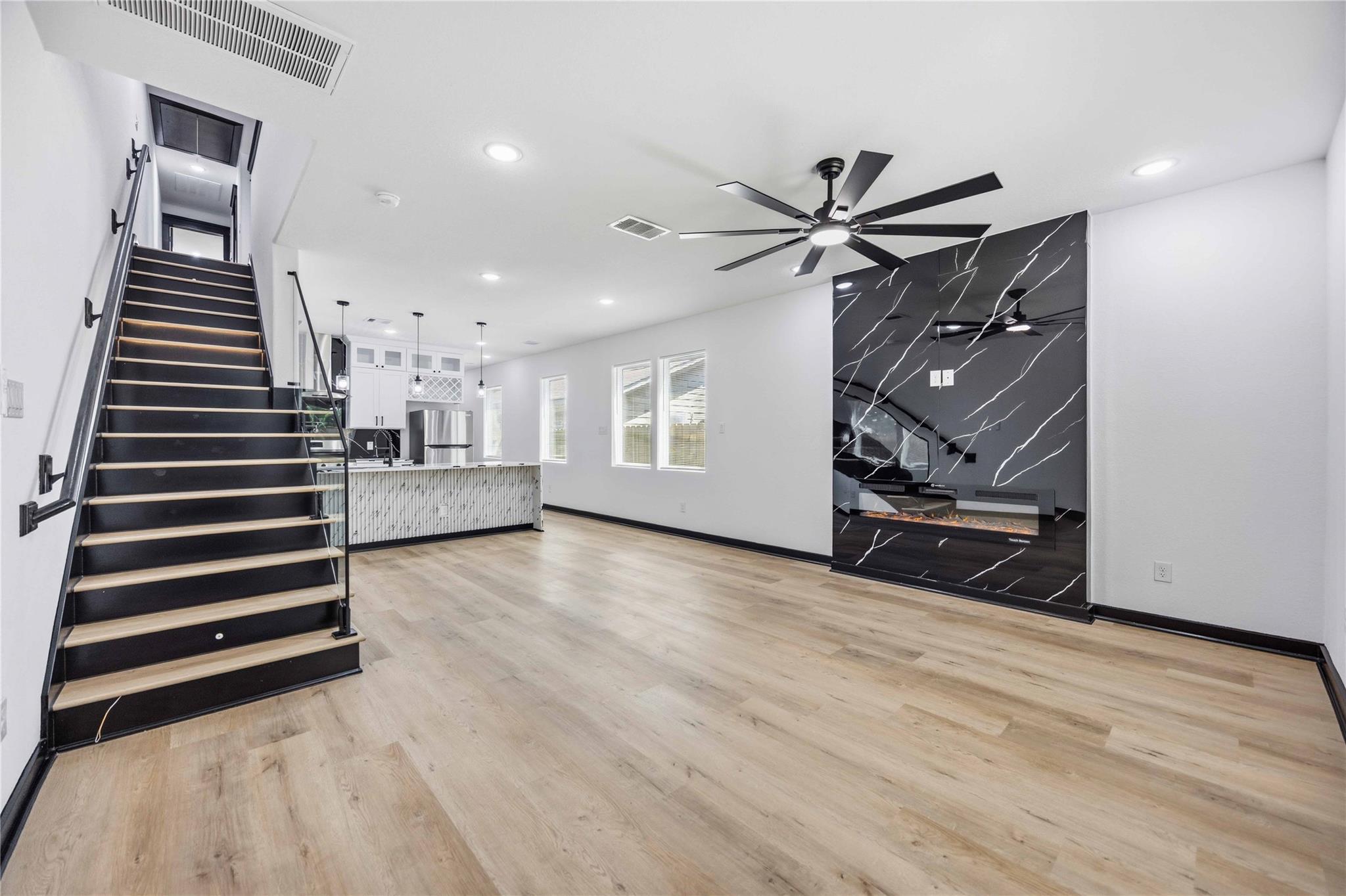 8028 Penrod Street Unit: A/B
