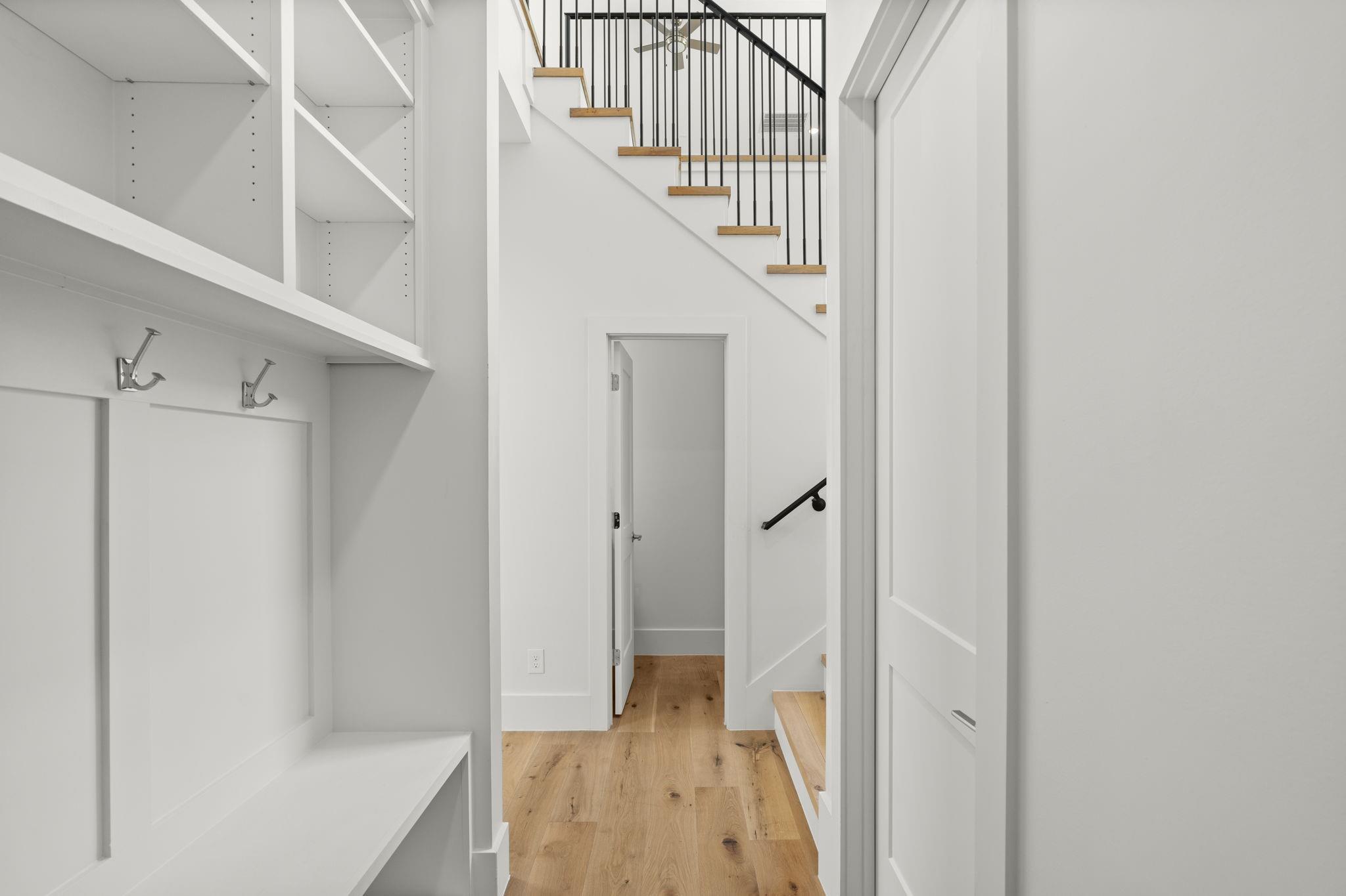 710 Waverly Street Unit: E