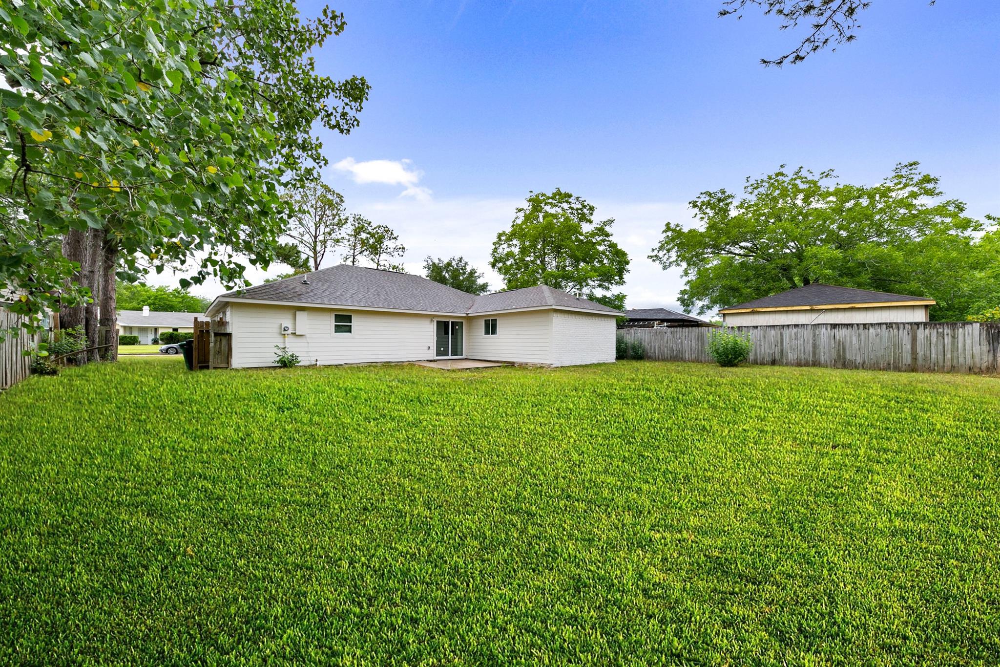 8311 Quail Burg Lane