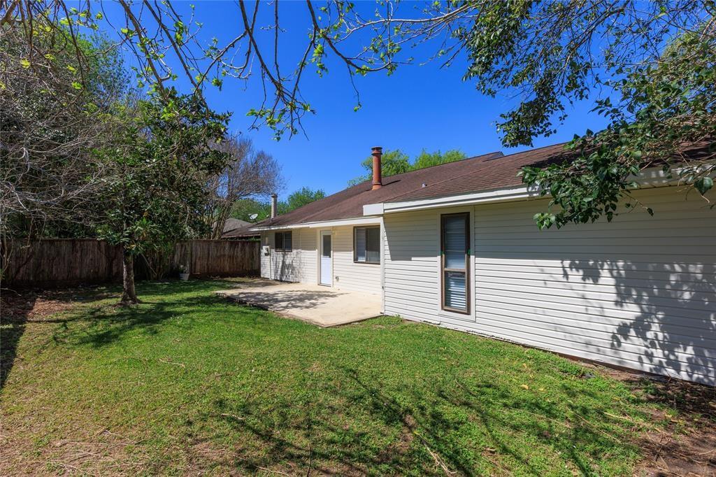 8311 Quail Burg Lane