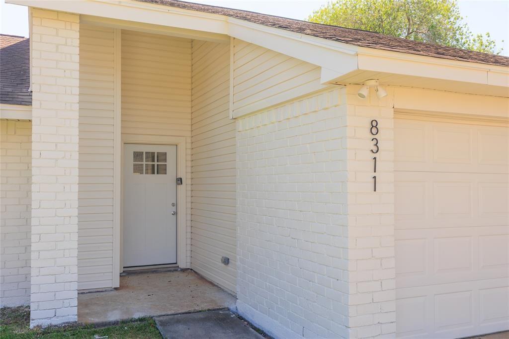 8311 Quail Burg Lane