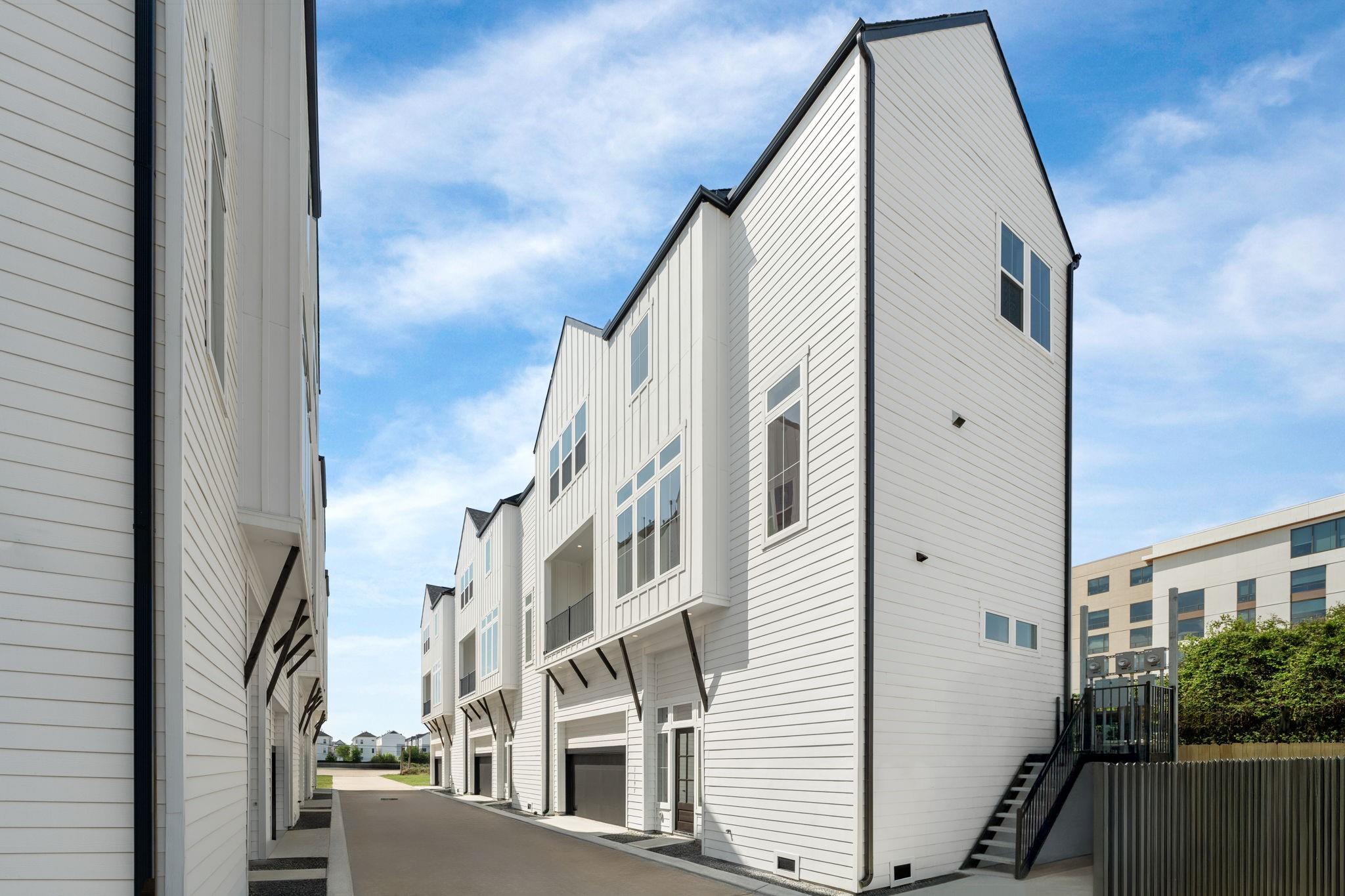 1175 W 19th Street