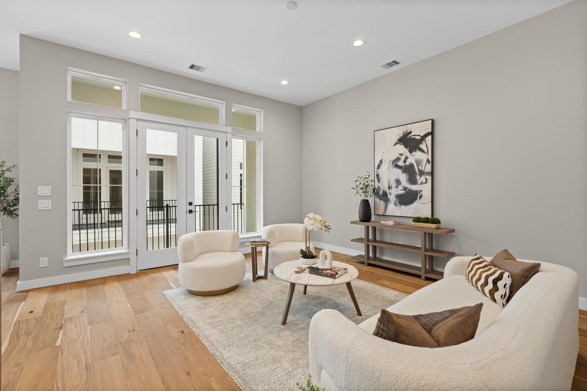 1175 W 19th Street