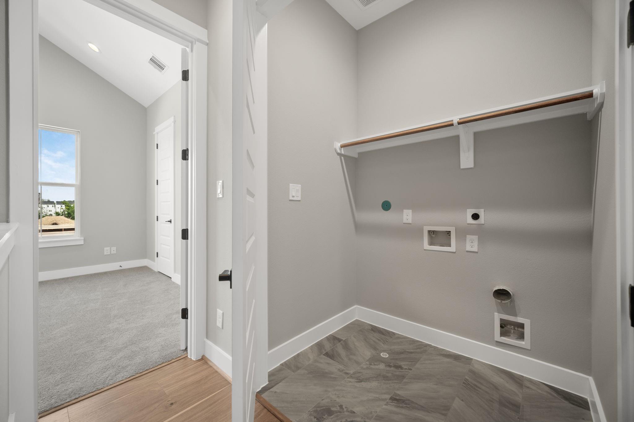 1175 W 19th Street