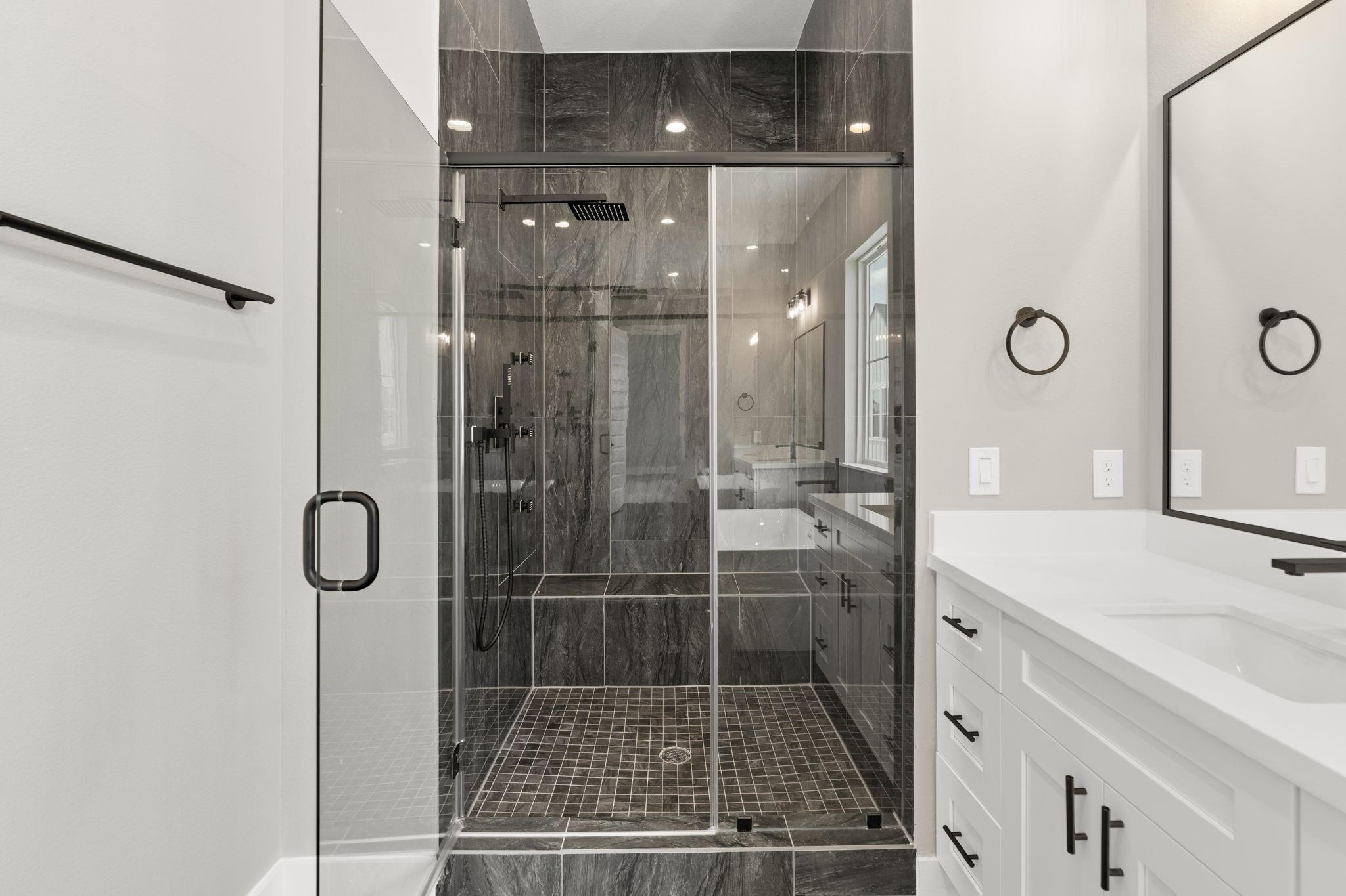 1175 W 19th Street