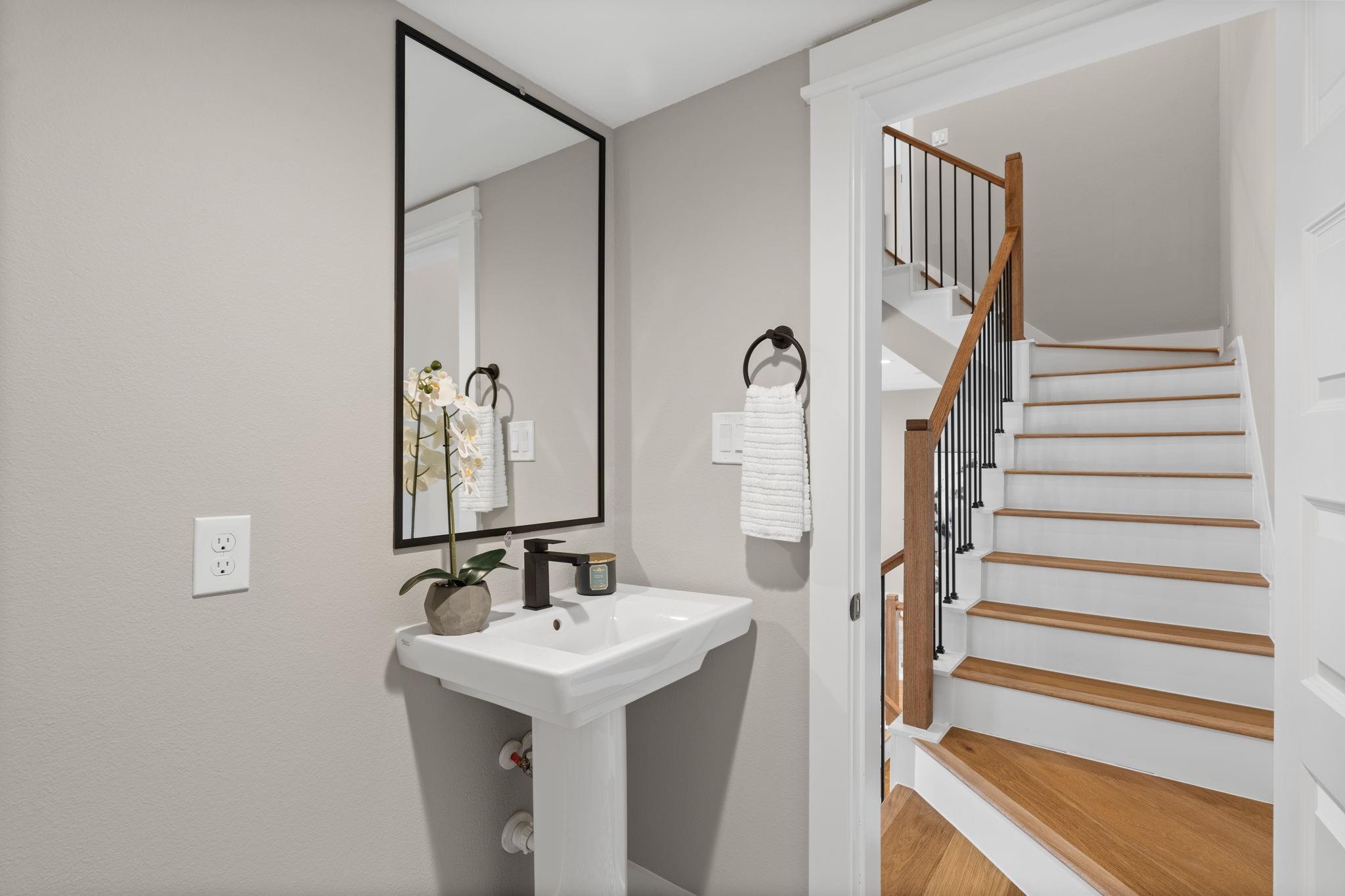 1175 W 19th Street