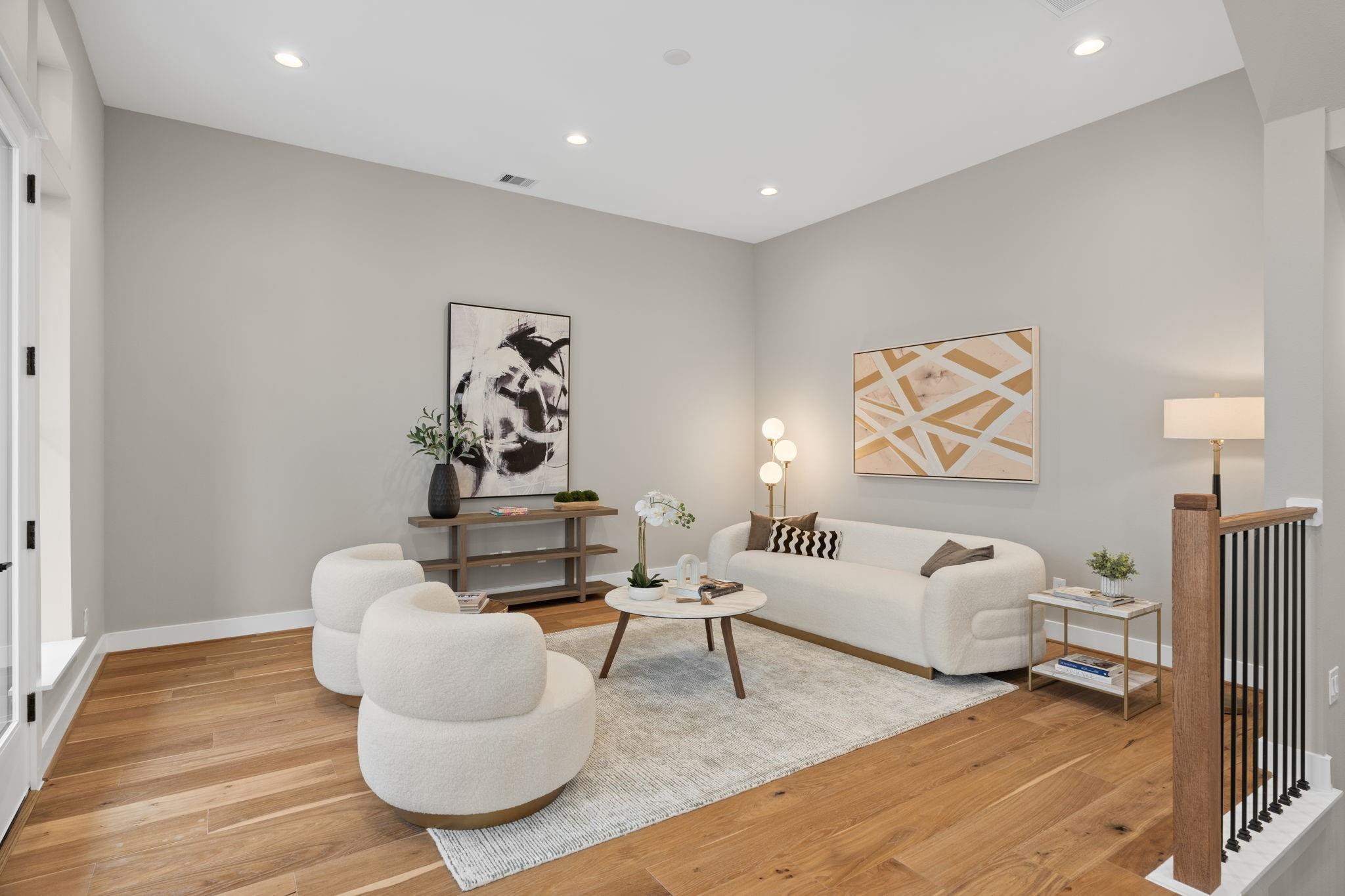1175 W 19th Street