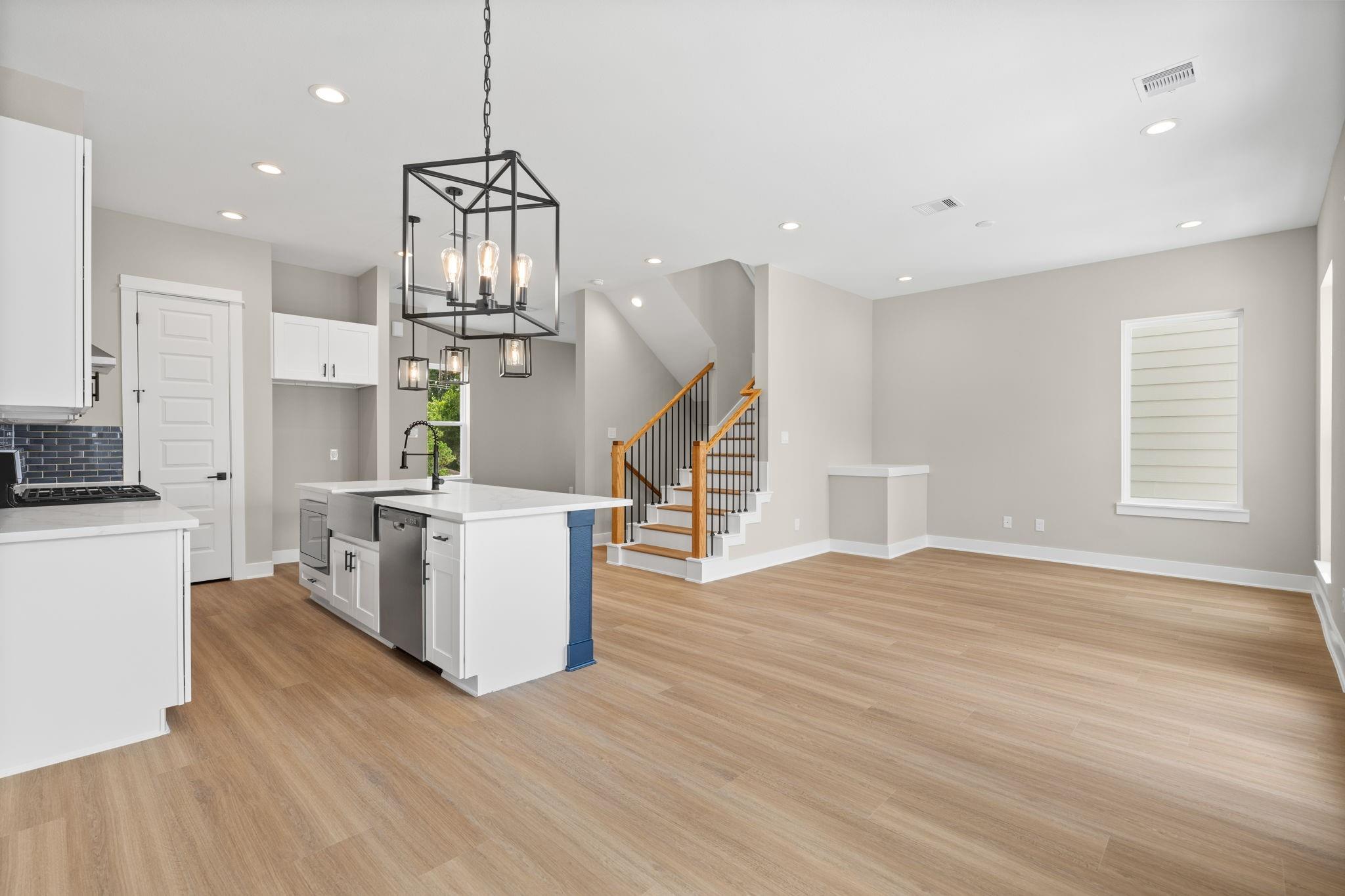 5832 Highland Sun Lane