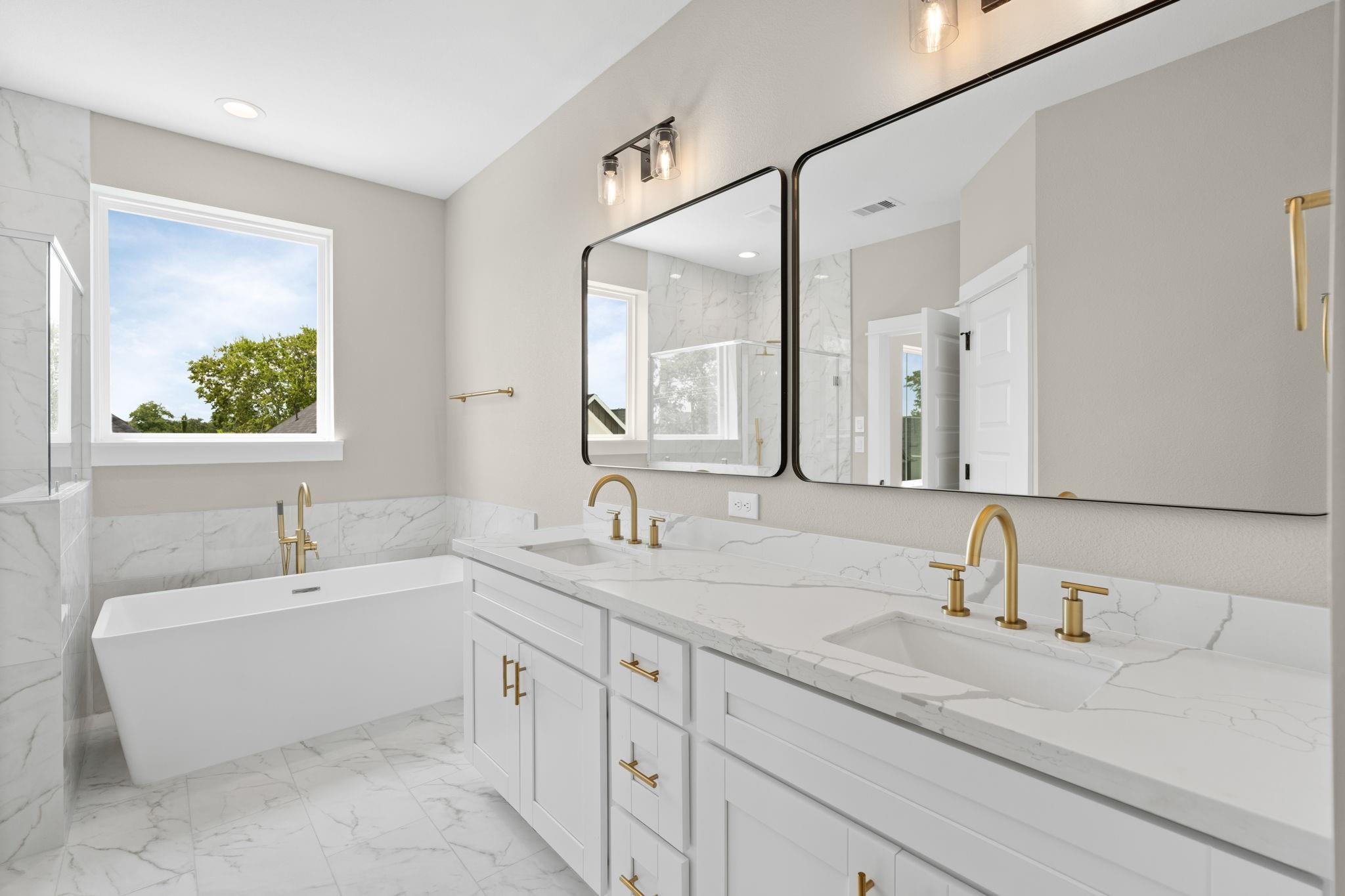 5832 Highland Sun Lane