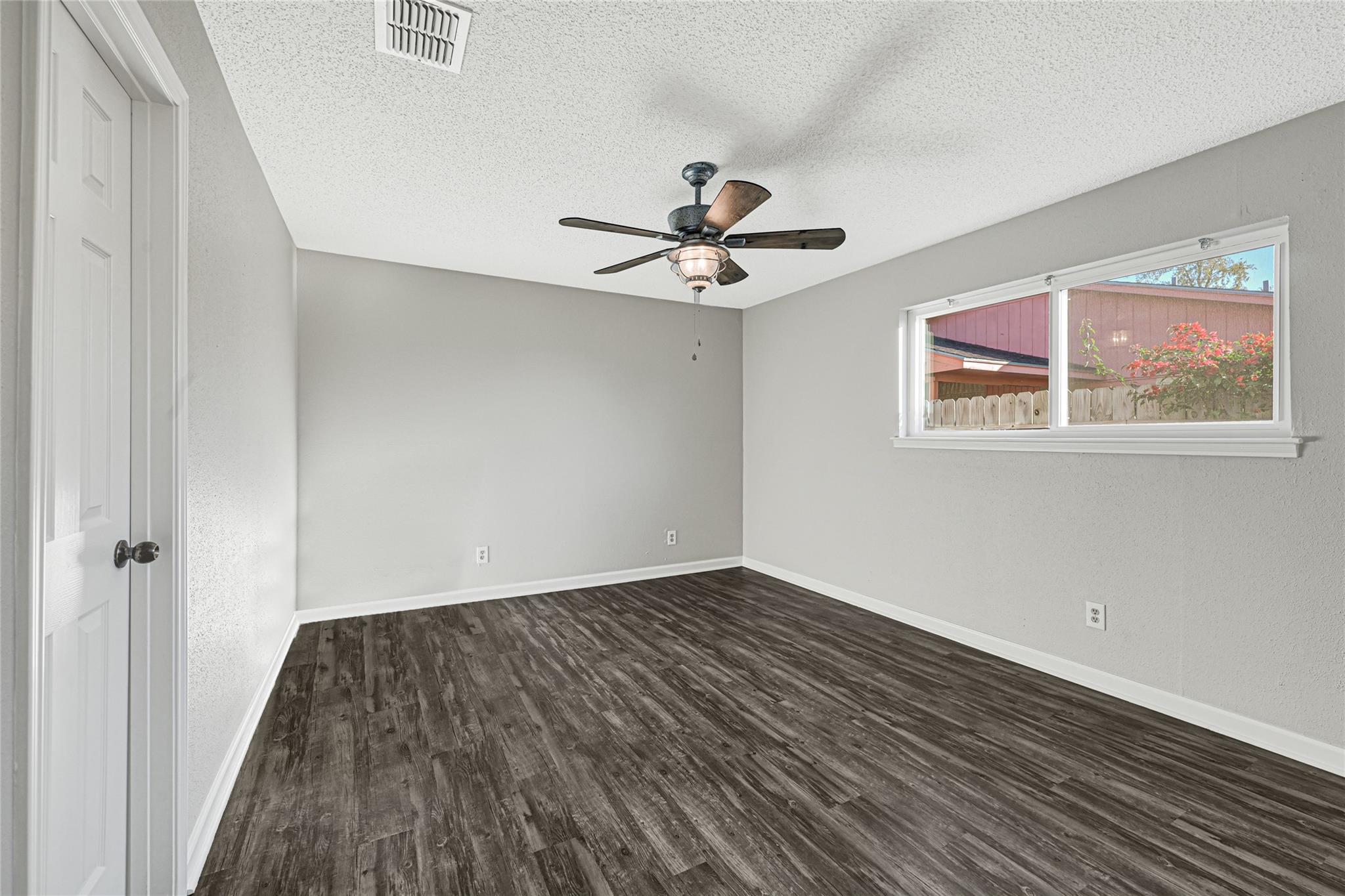 1803 Flamingo Drive