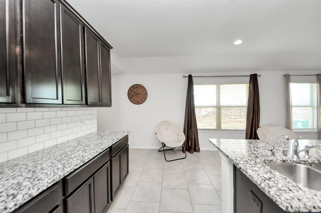 1404 Woods Lake Court