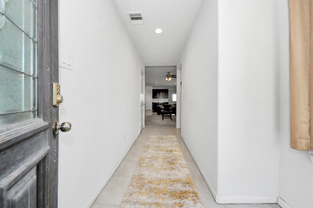 1404 Woods Lake Court
