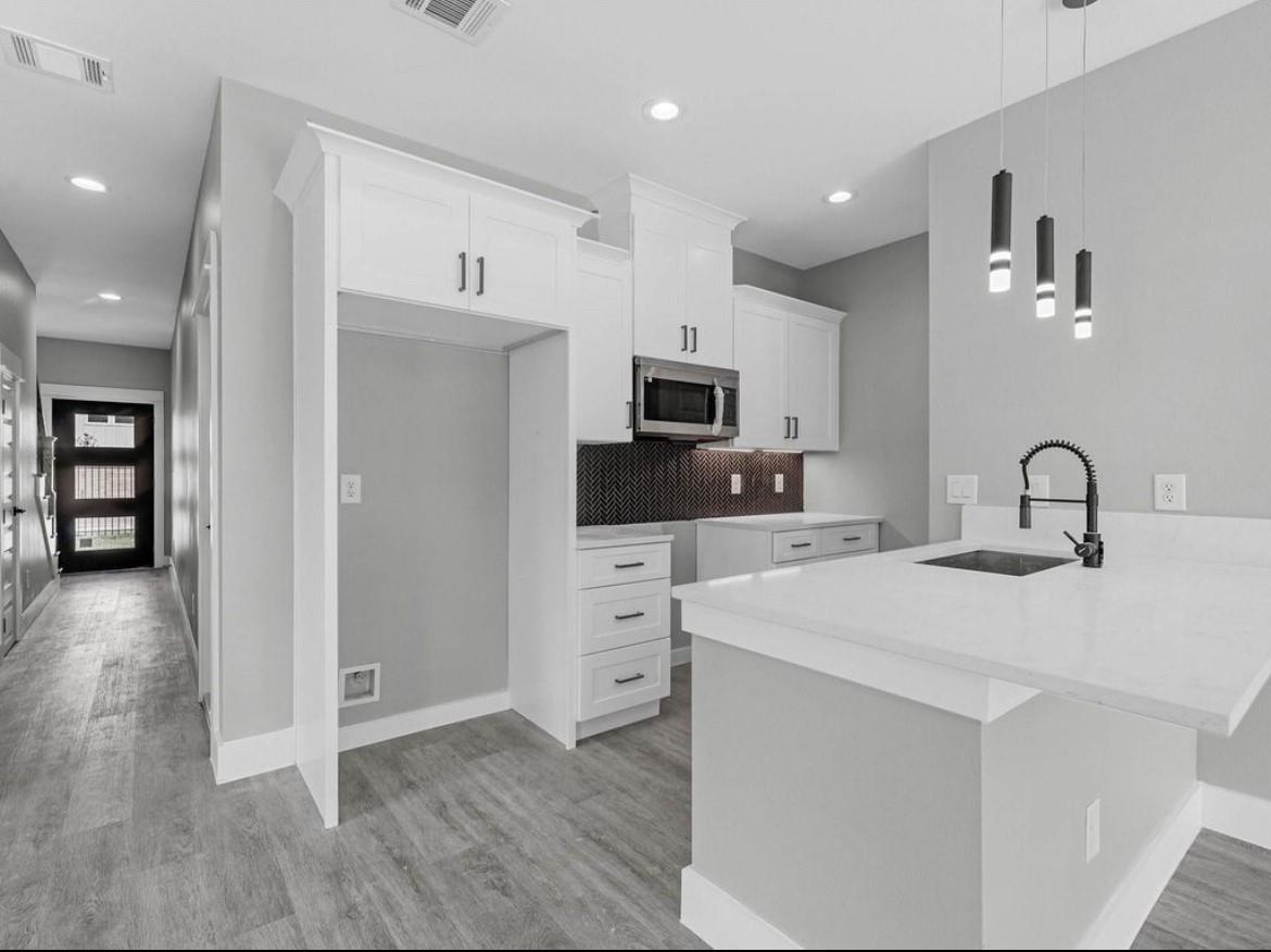 8910 De Priest Street # B, Houston Unit: B