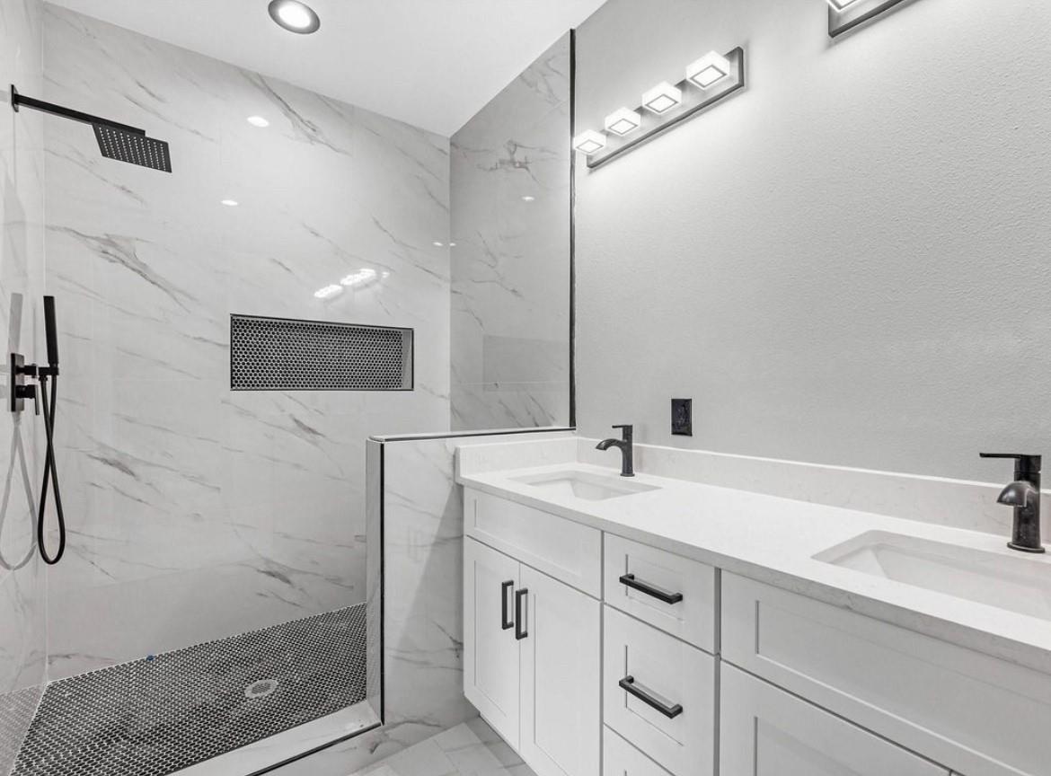 8910 De Priest Street # B, Houston Unit: B