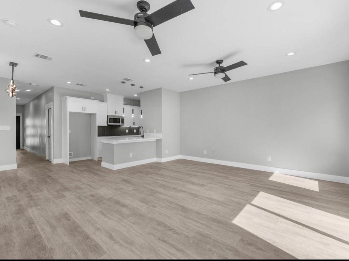 8910 De Priest Street # B, Houston Unit: B