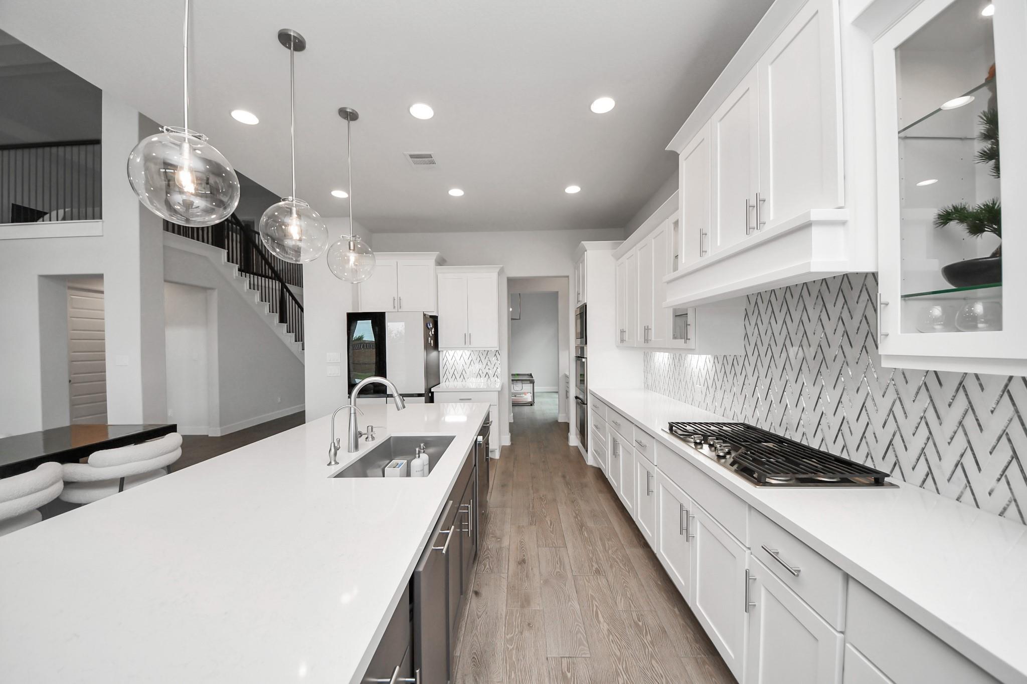 24610 Beebalm Trail