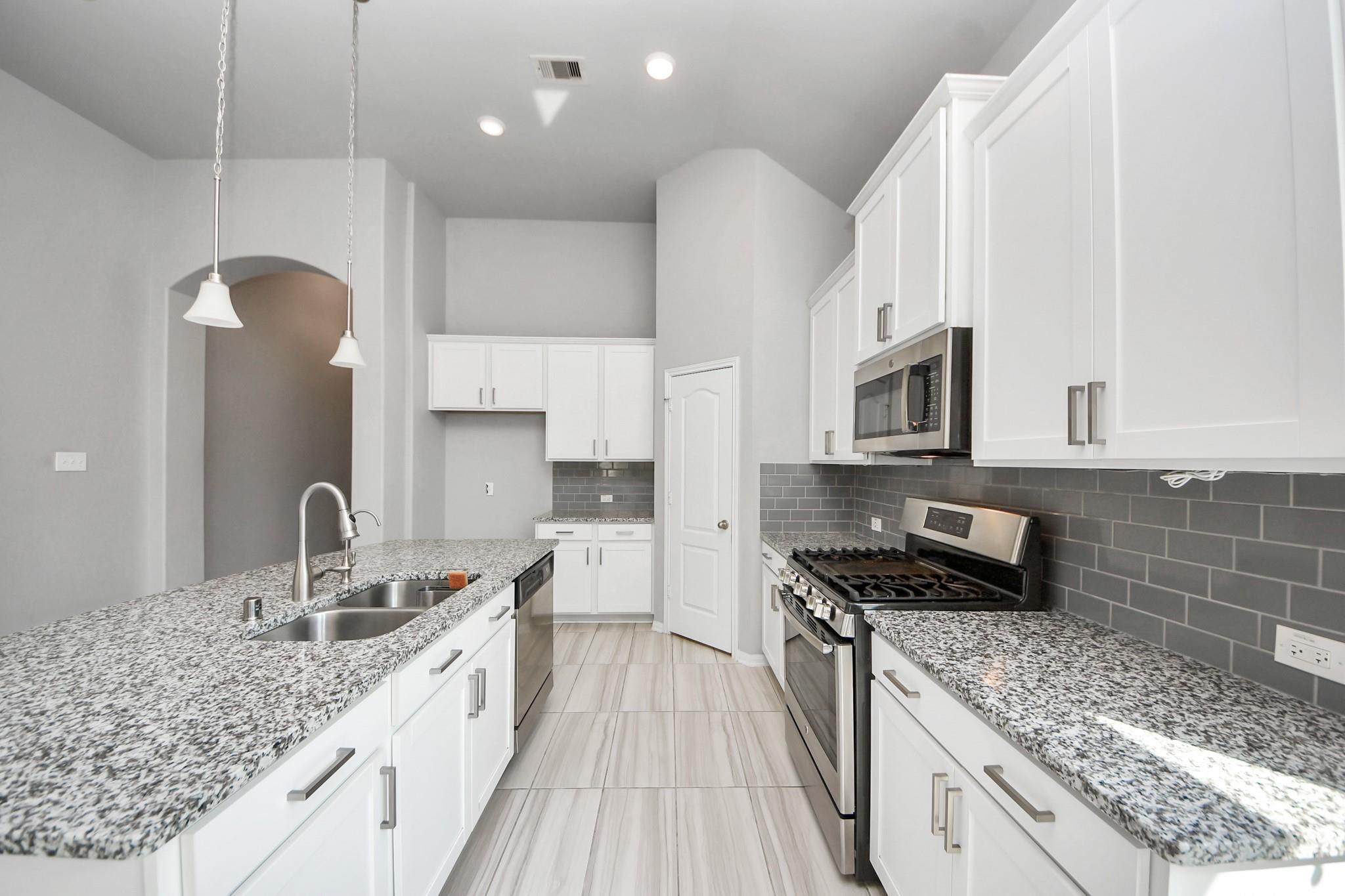 2008 Granite Pass Drive