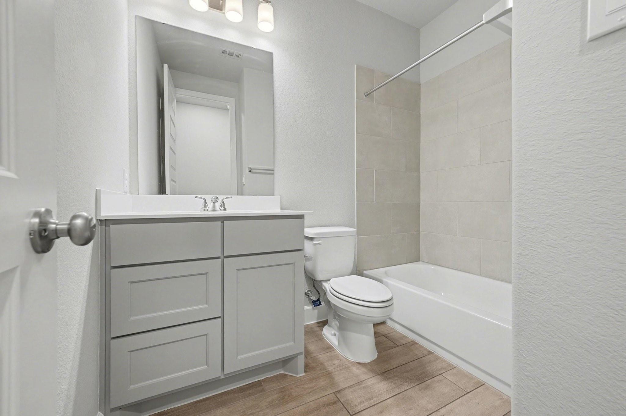 2527 Alder Wood Lane