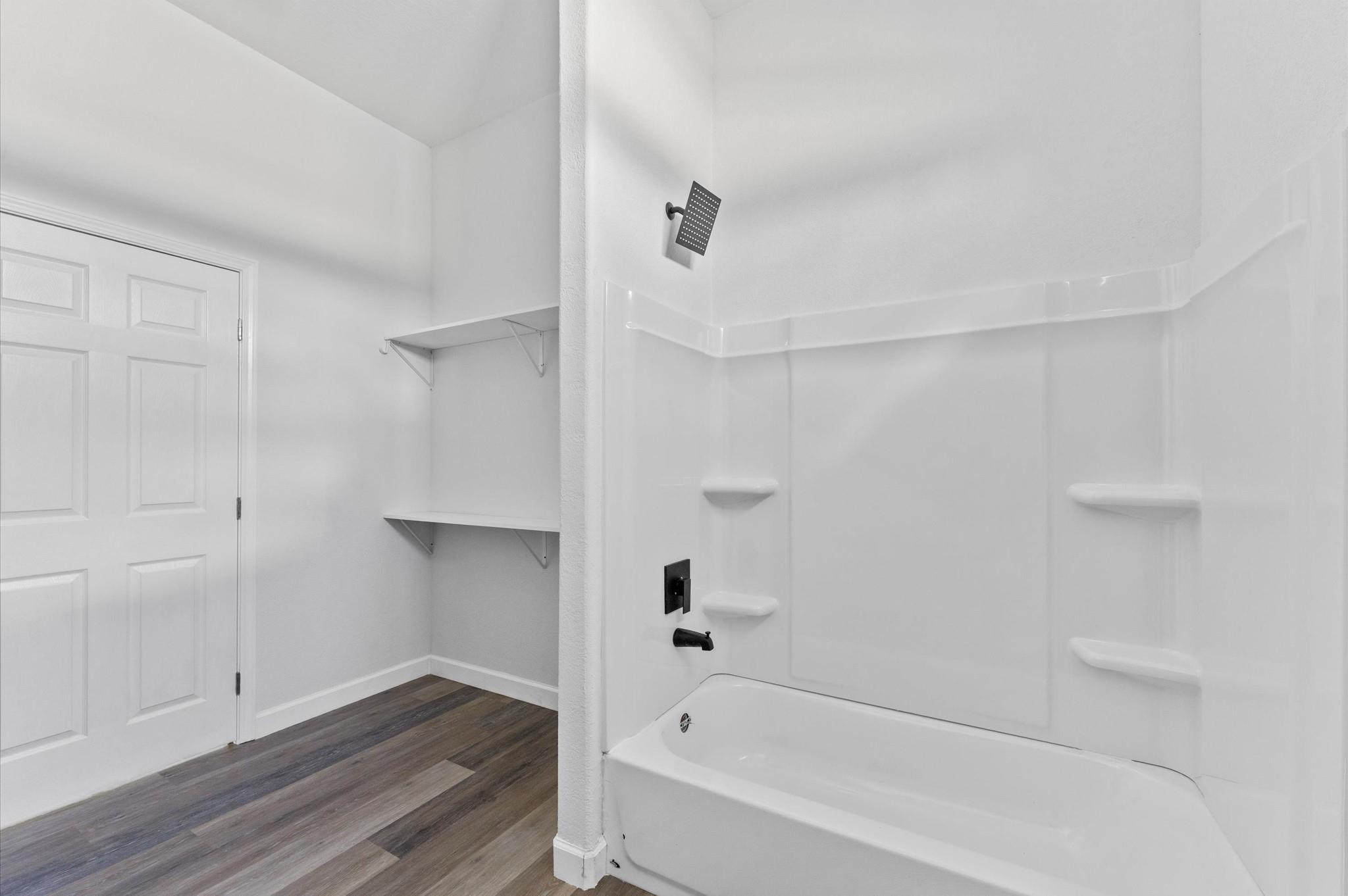 1242 Long Leaf Pine Street