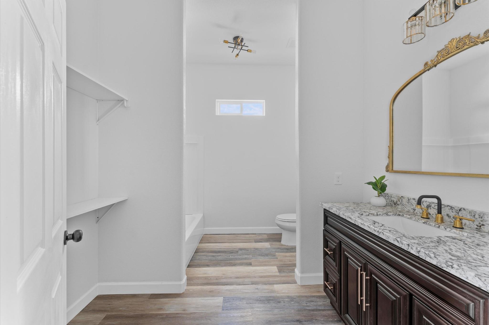 1242 Long Leaf Pine Street