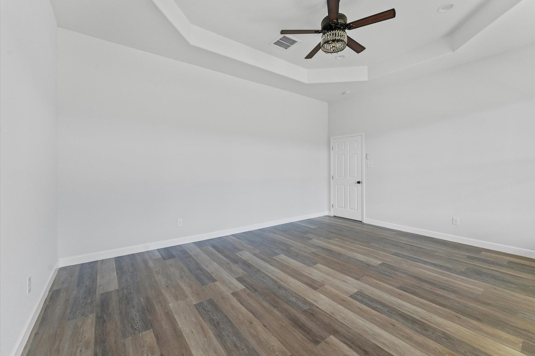 1242 Long Leaf Pine Street