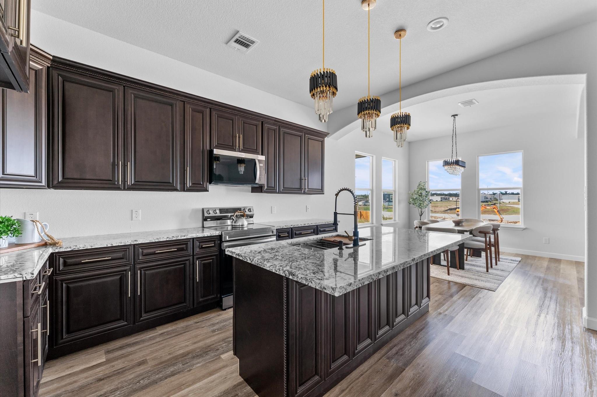 1242 Long Leaf Pine Street