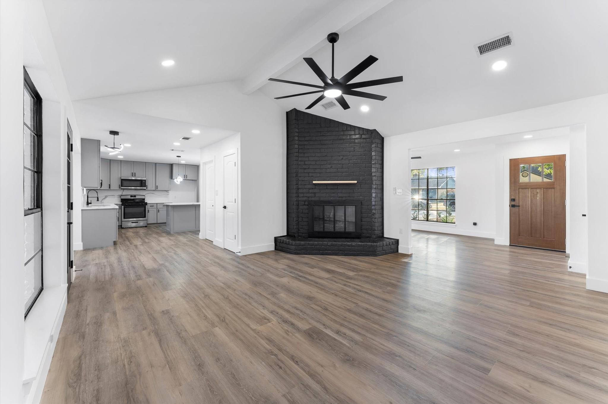 29514 Loddington Street