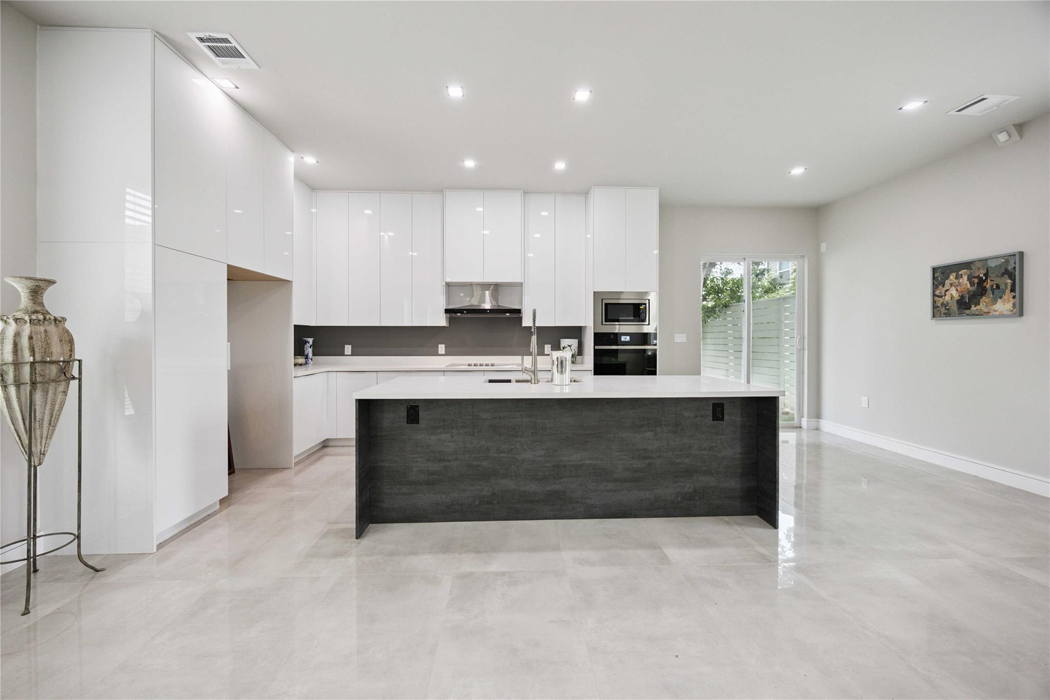 2505 Anita Street