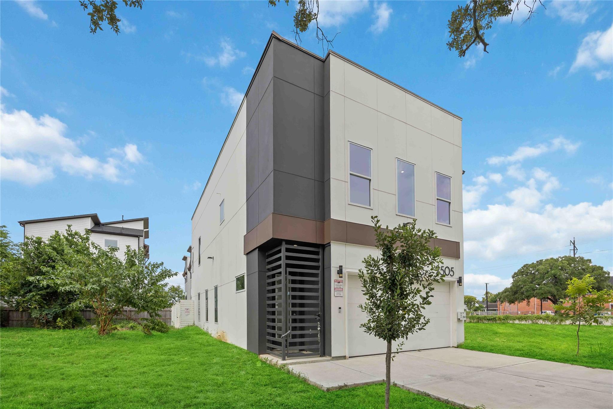 2505 Anita Street