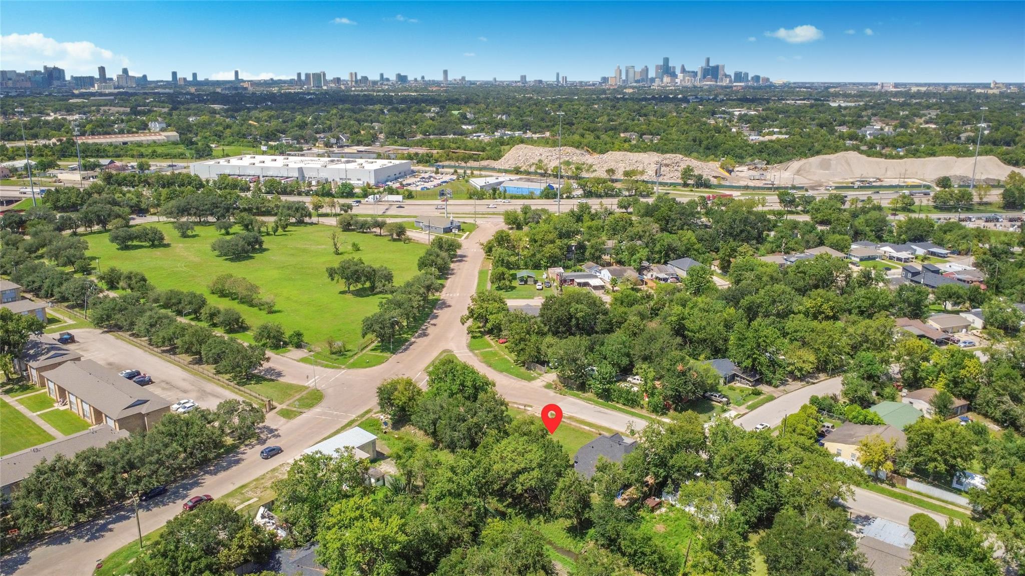 4710 Pershing Street