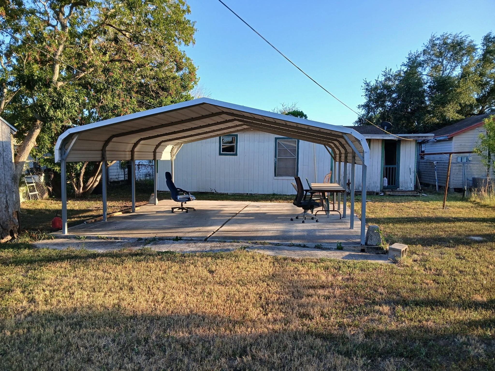 724 E Richard Avenue, Kingsville