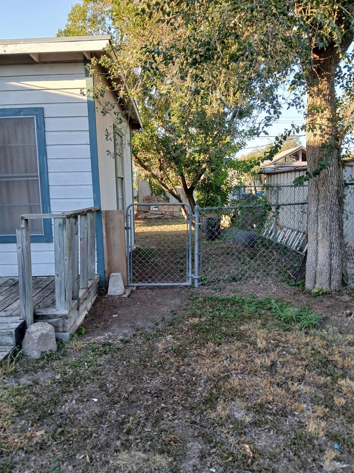 724 E Richard Avenue, Kingsville