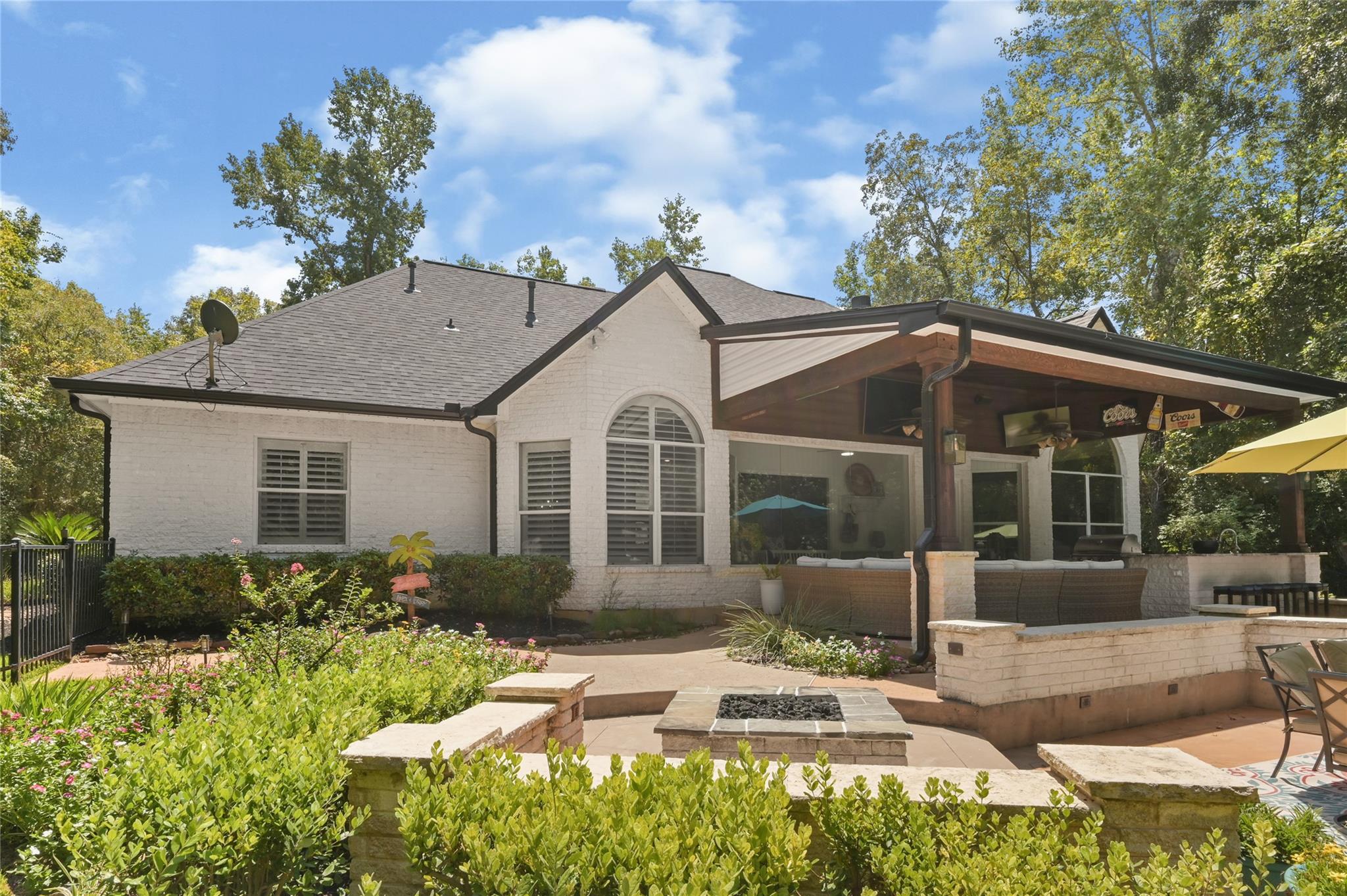 8979 Forest Lake Drive