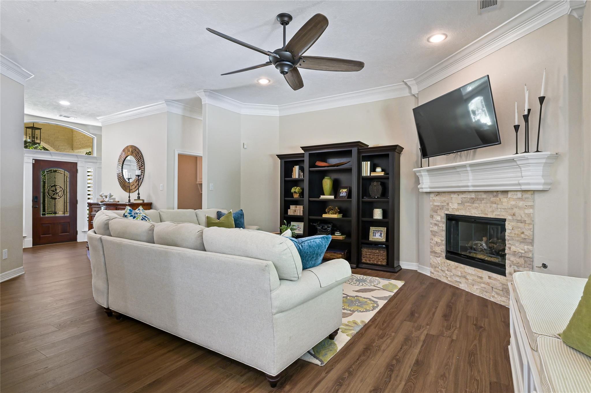 8979 Forest Lake Drive