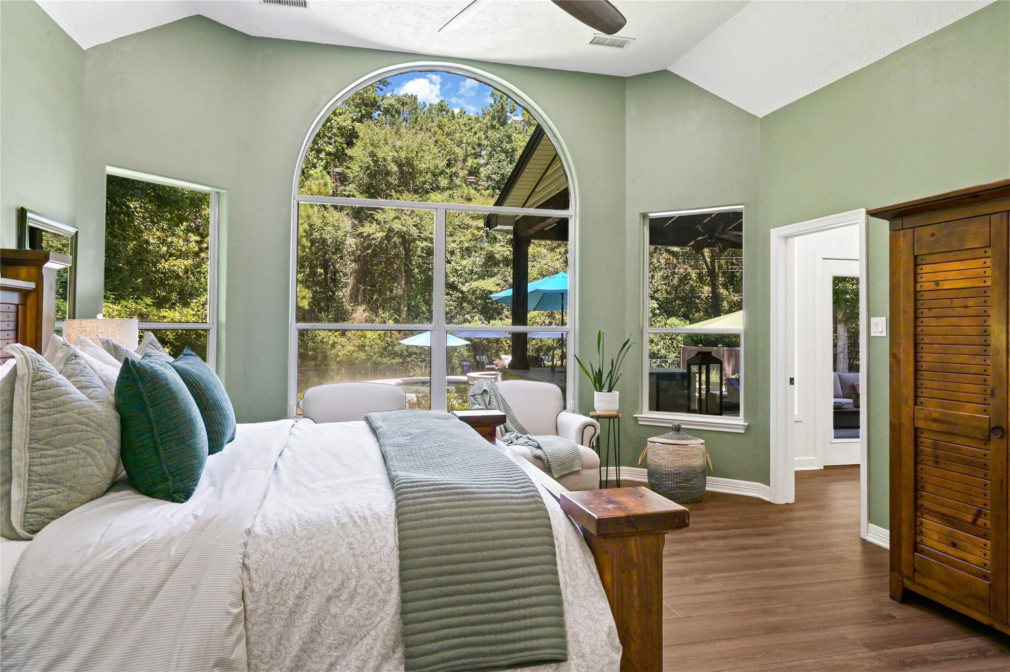 8979 Forest Lake Drive