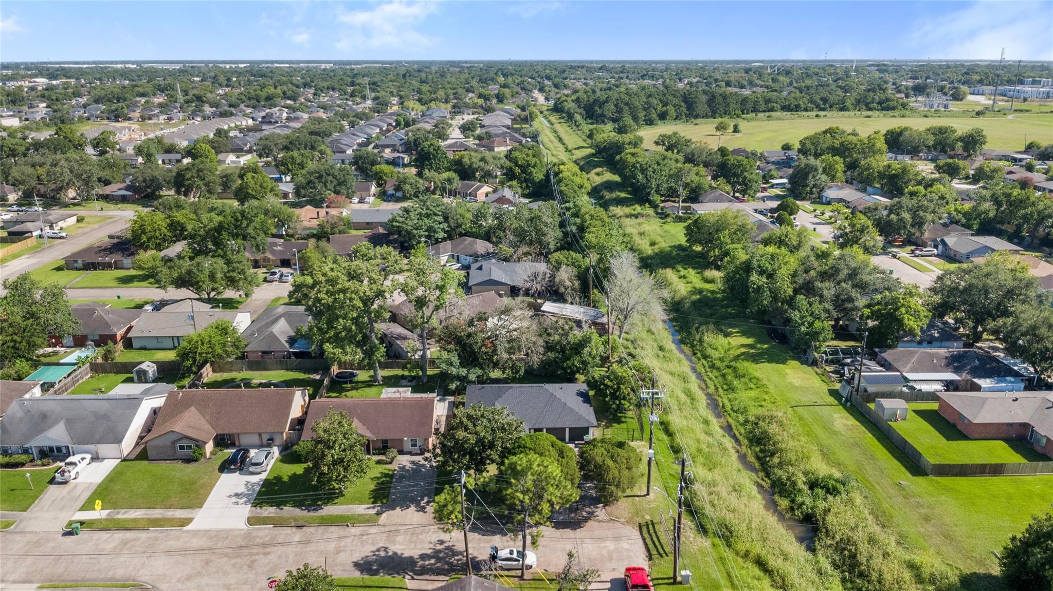 5102 Tavenor Lane