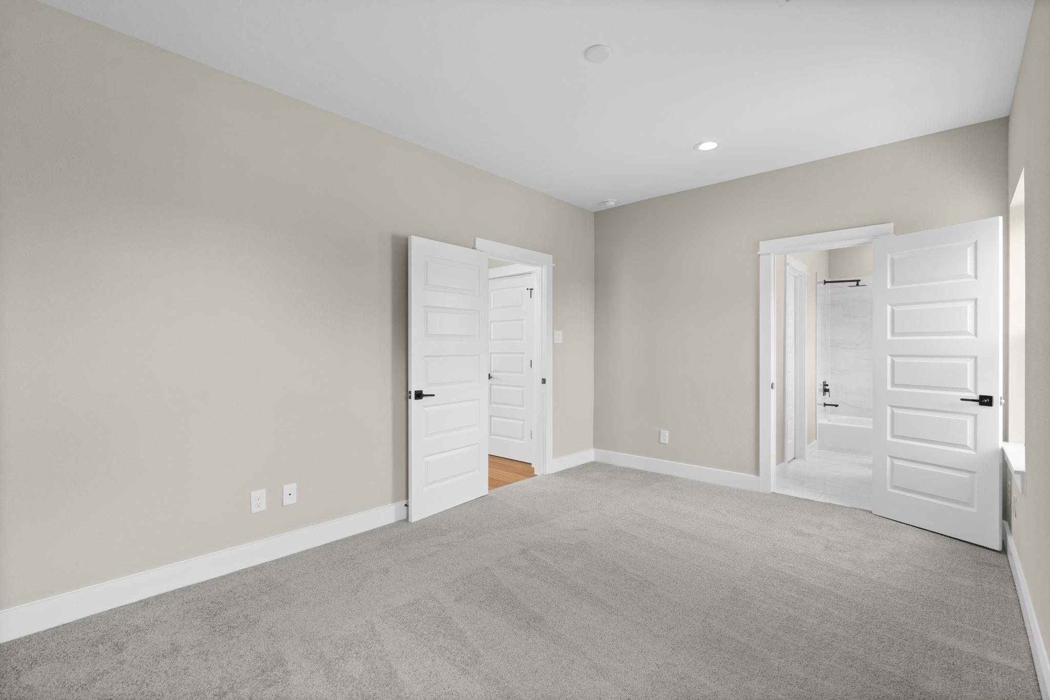 5826 Highland Sun Lane