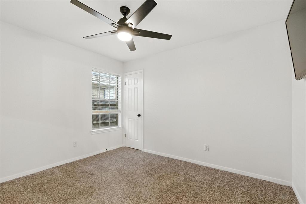 14335 Fair Knoll Way