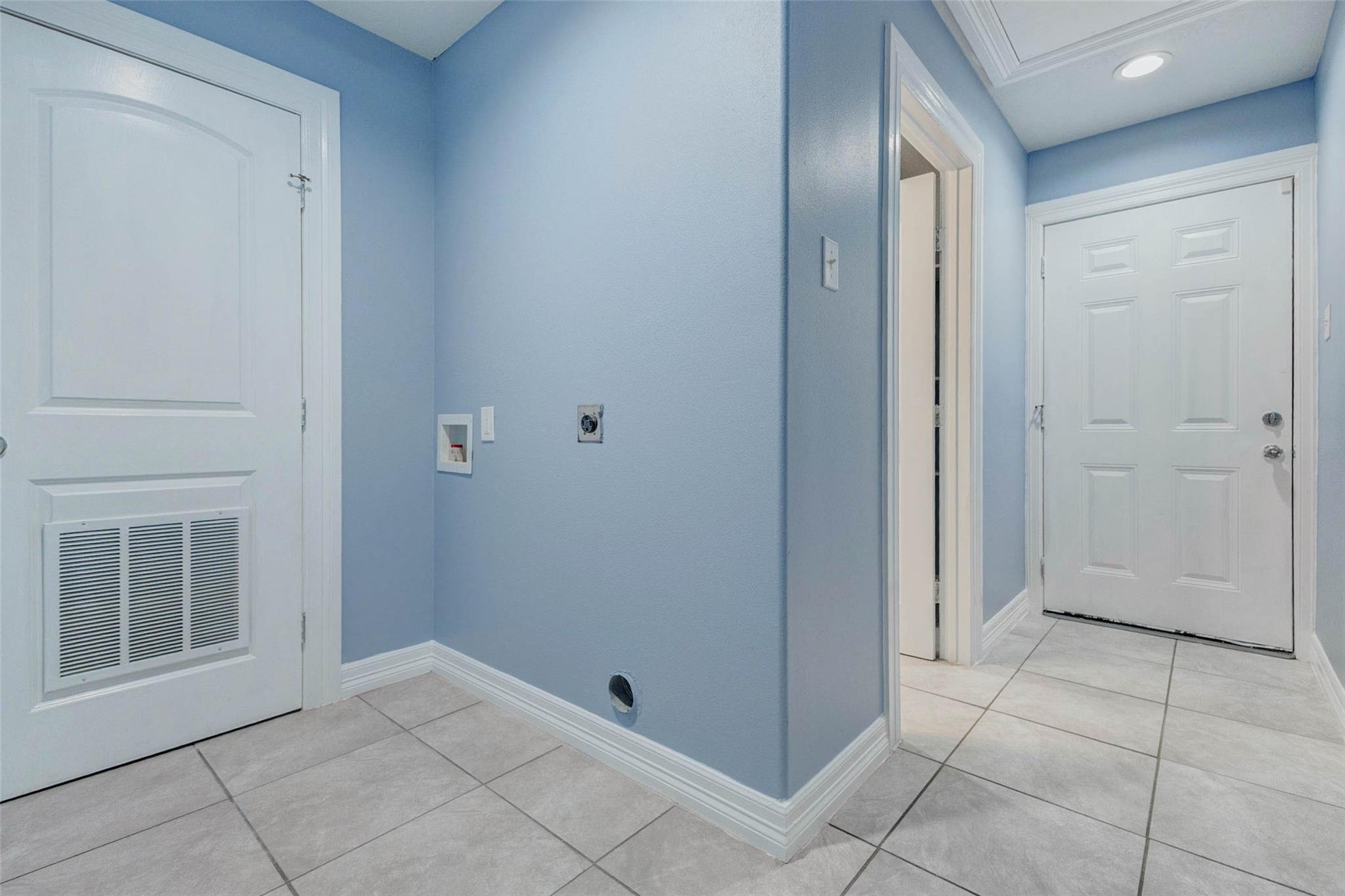 7118 #A Karen Street