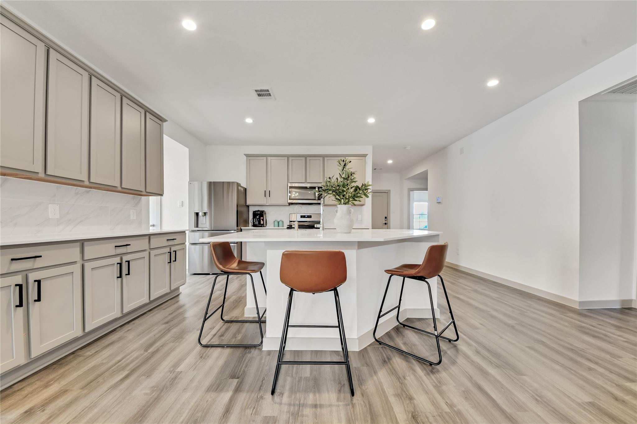 1015 Kinder Sky Lane