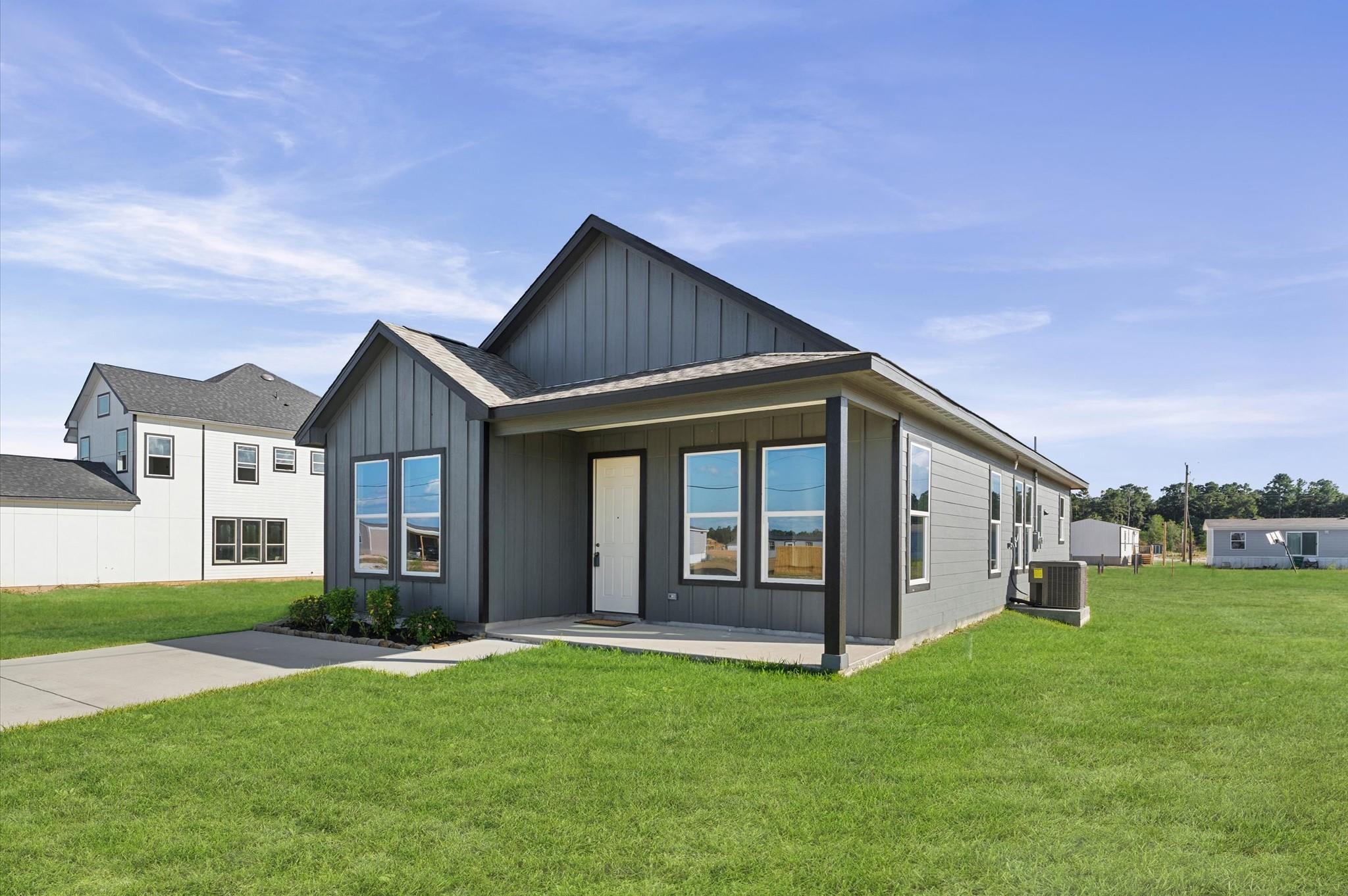 1216 Peter Pine Street