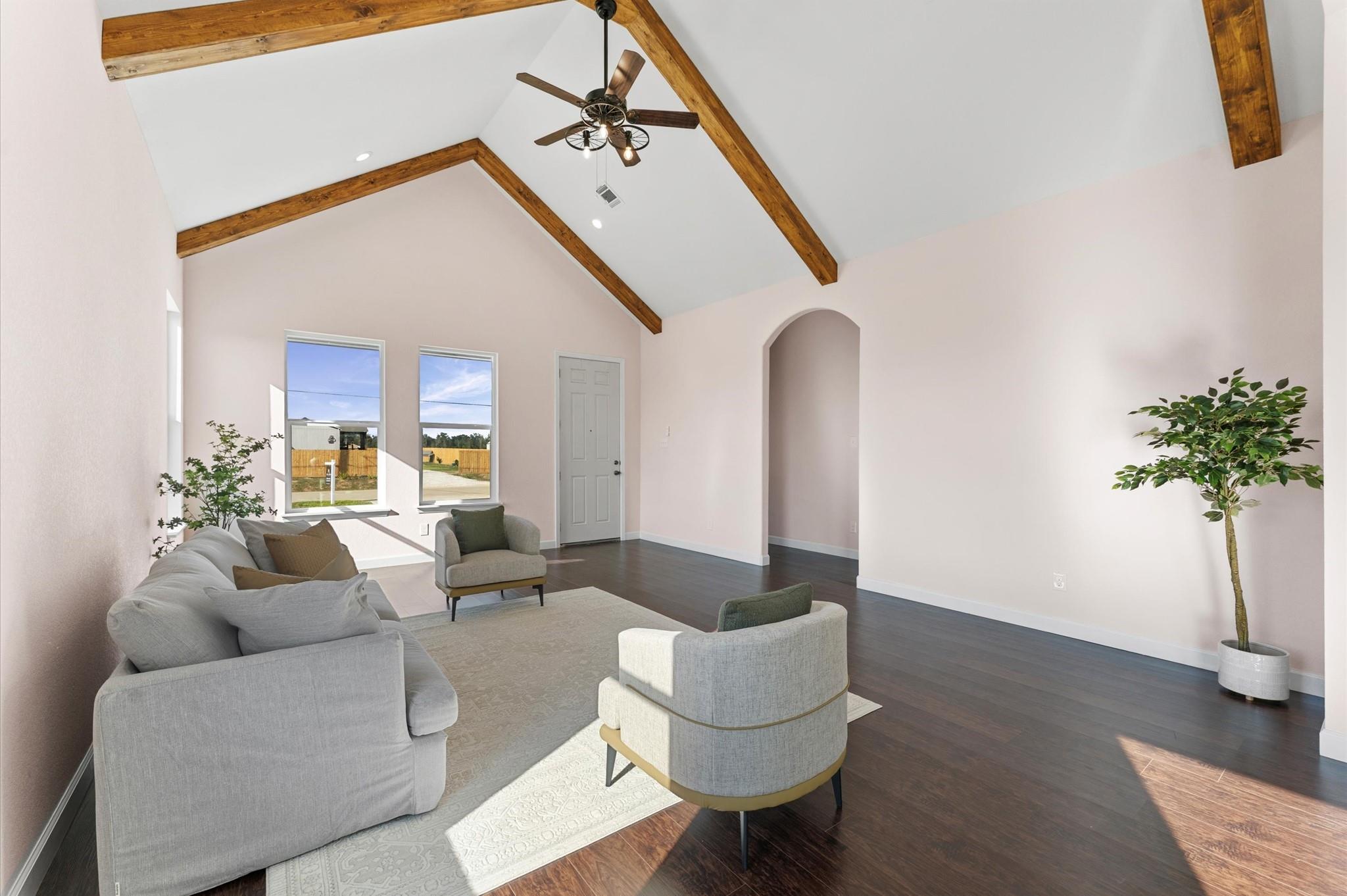 1216 Peter Pine Street